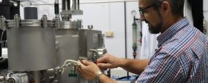 Ángel Pérez in the Laser Processing Group lab