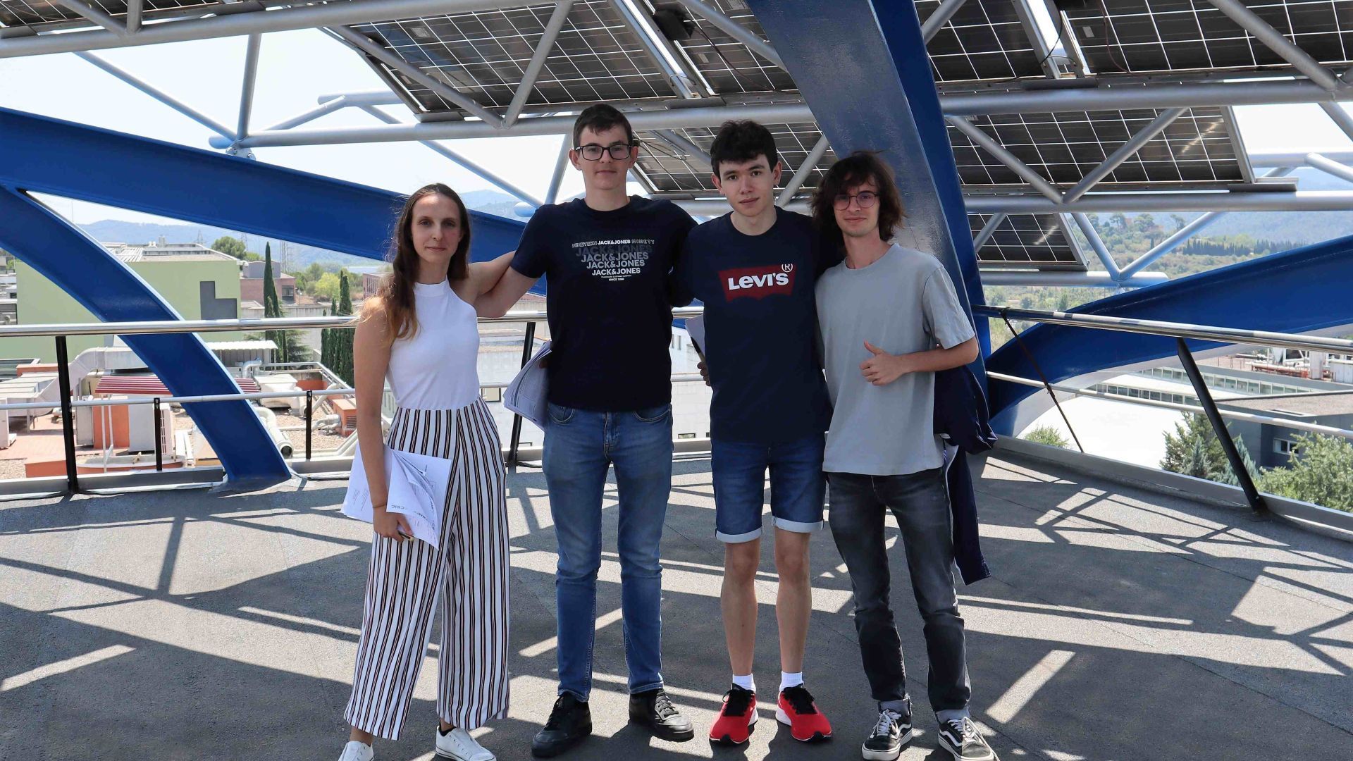 Joves i Ciència 2022: Anastasiya Syurzhyk, Pau Rodés, Blai Higueras amd Pablo Gómez at ICMAB | ICMAB, CSIC