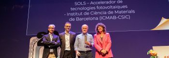 Alejandro Goñi receiving the EmErgEnt award | CEEC