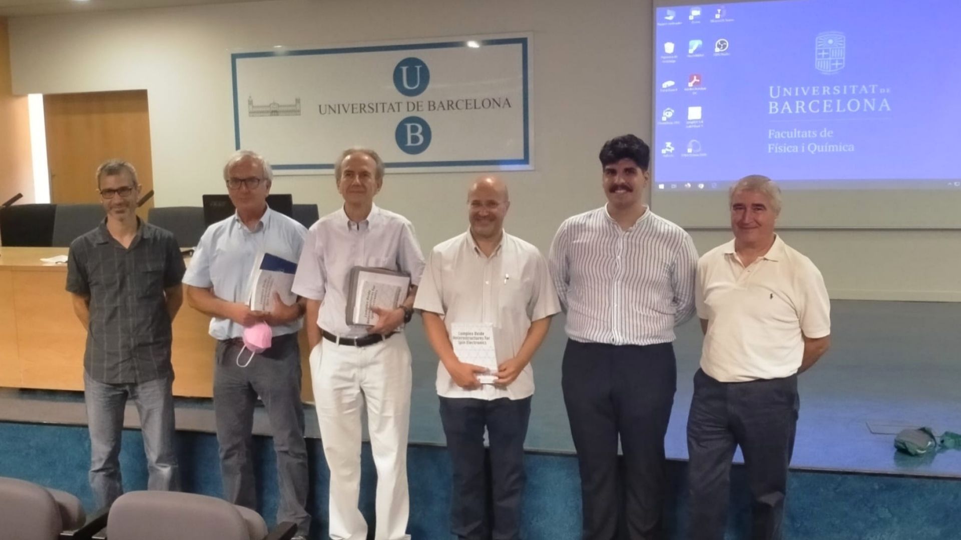 Sergi Martín Rio with the PhD supervisors and evaluation committee